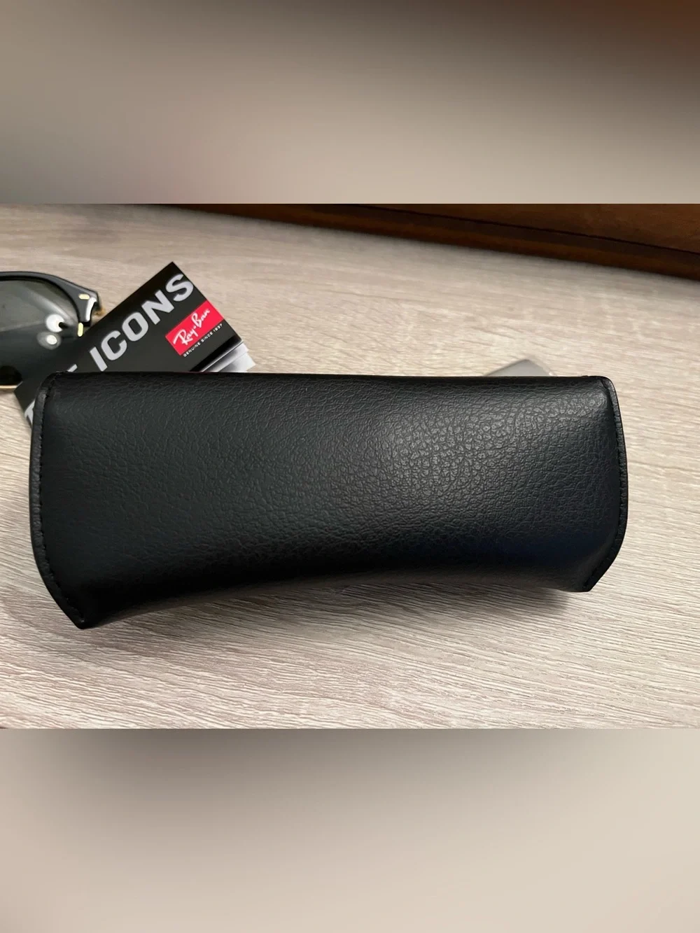 Ray-Ban polished black